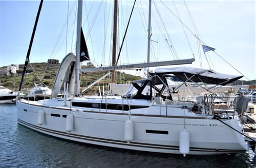 yatch image